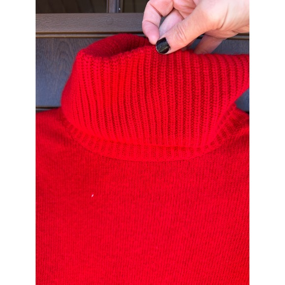 New Women's J.Crew Solid Red Turtleneck Merino Wool Blend Knit Sweater SZ M - Picture 4 of 6